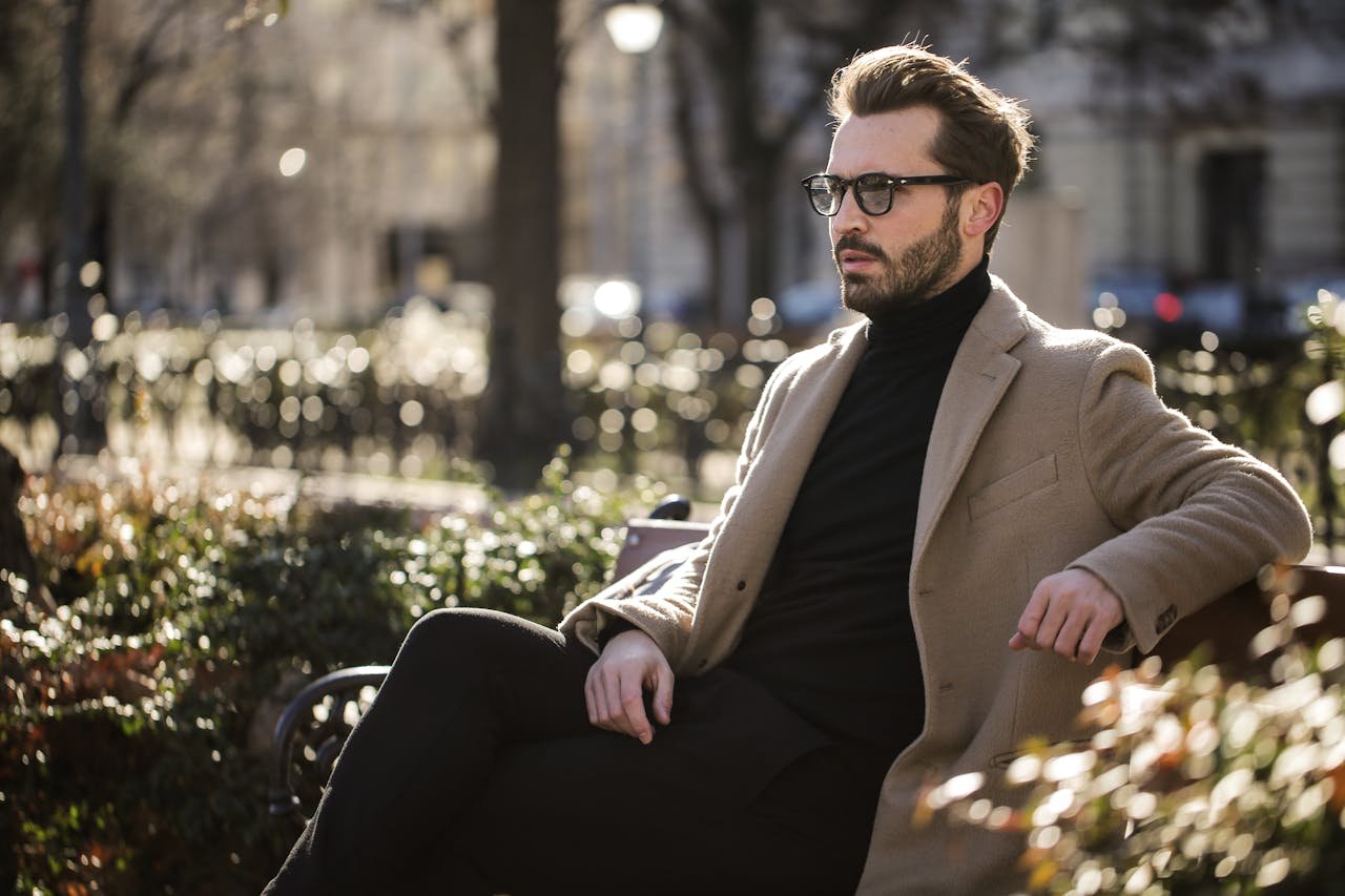 Read more about the article Men’s Fall Outfits: Stylish Ideas for the Season – 5 Essential Outfits You Must Have in Your Wardrobe